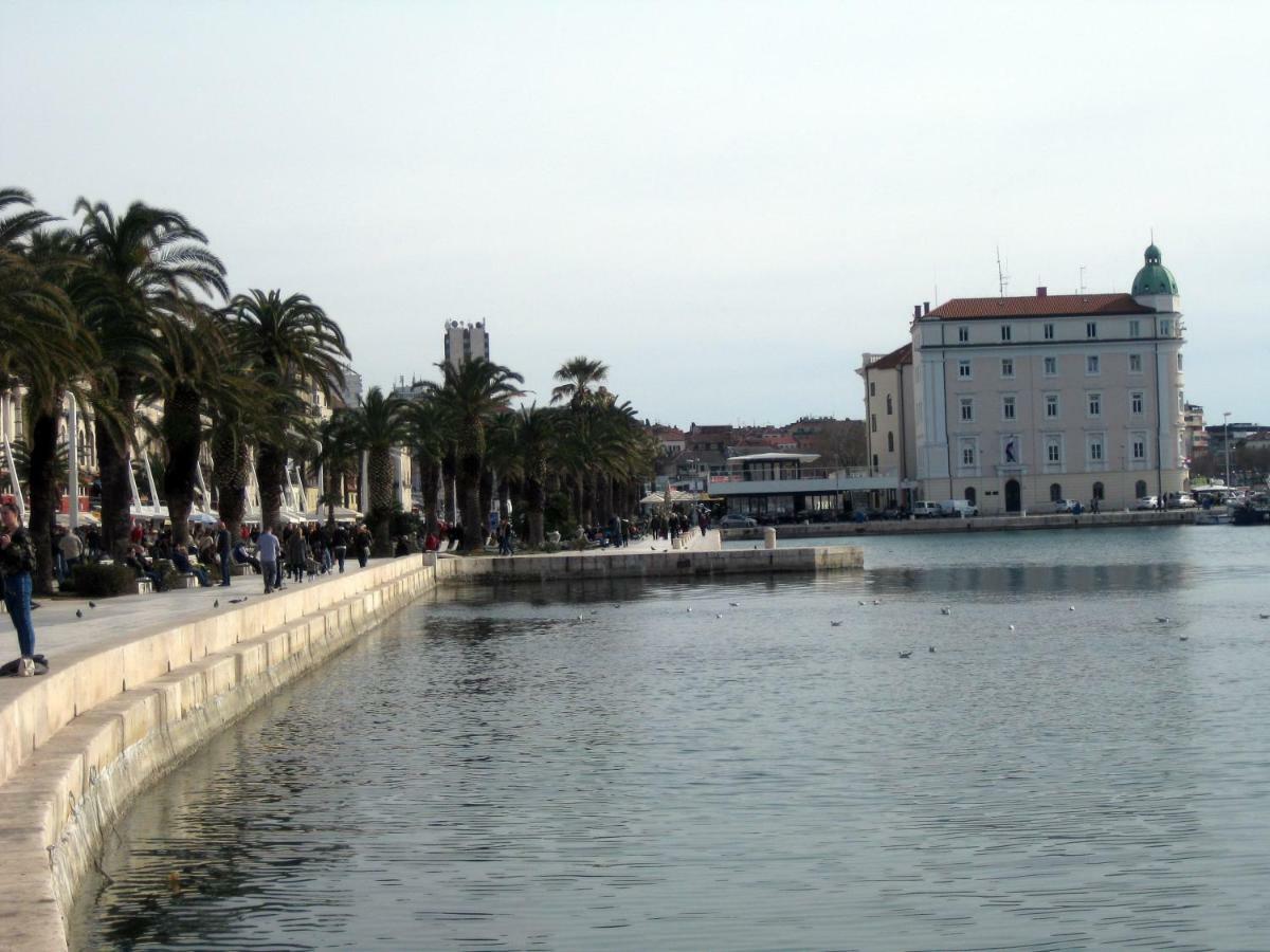 Split Studio A Priori Apartamento Exterior foto